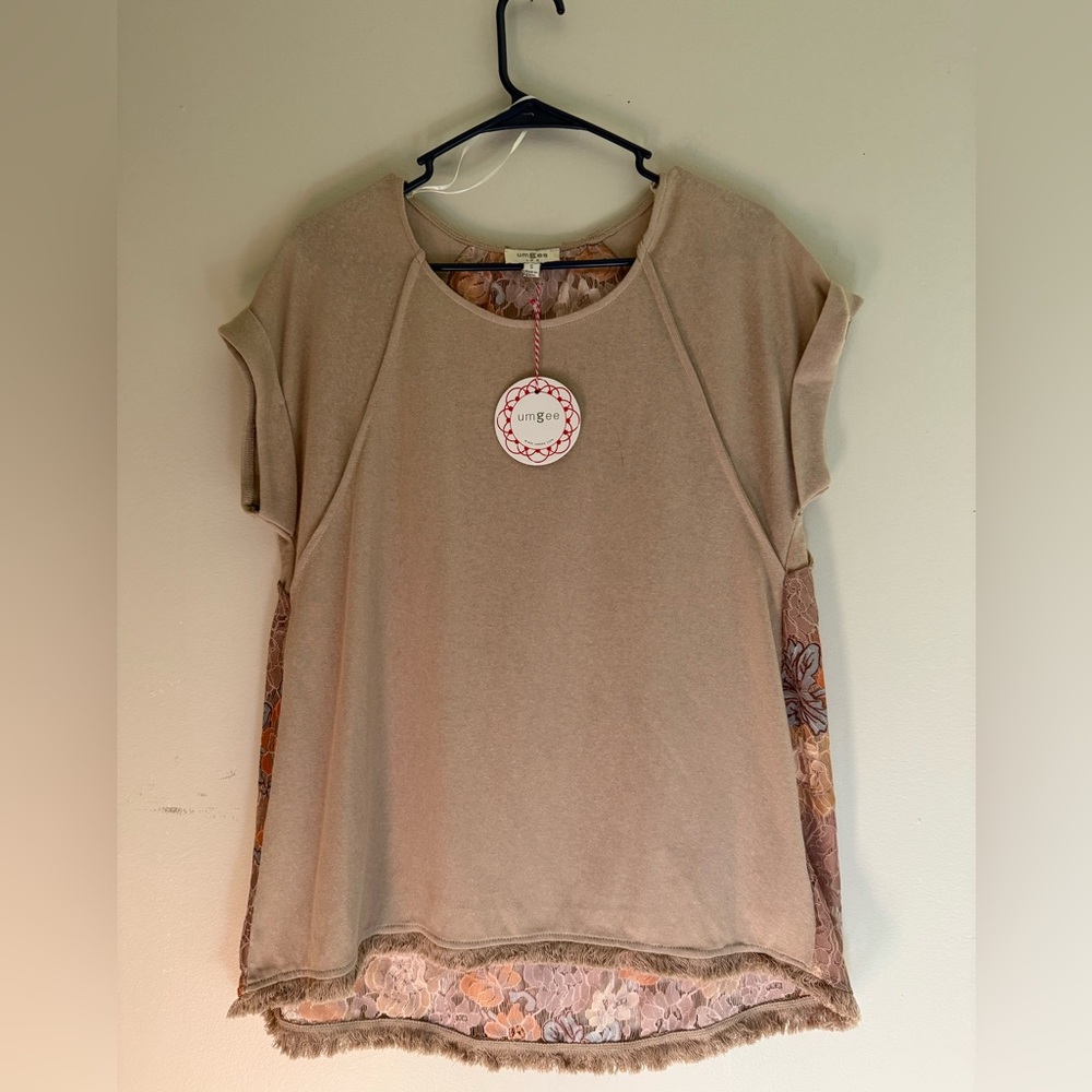 Umgee Lace Back Top  NWT
